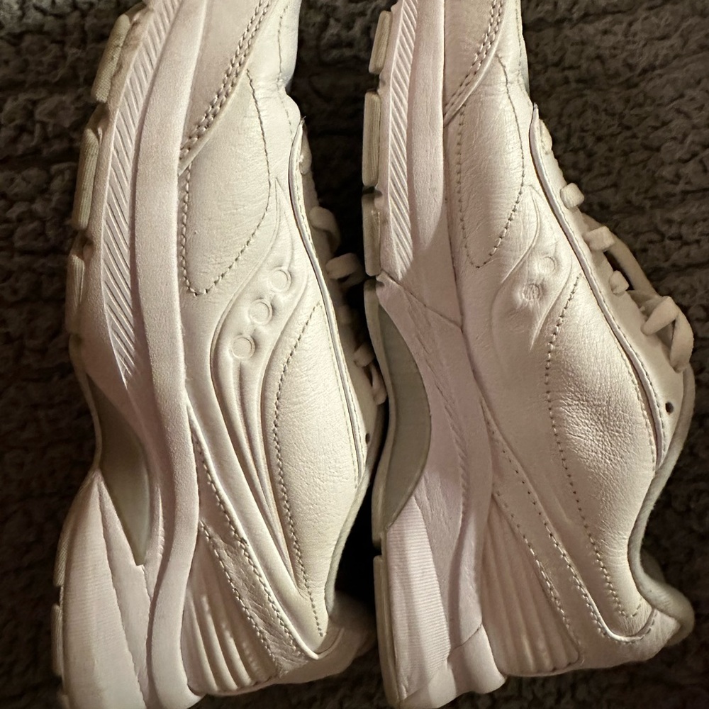 Saucony Omni Walking Shoes